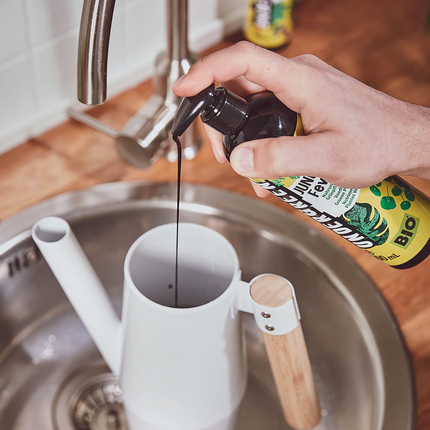 Undergreen Jungle Fever – Bio-Flüssigdünger für kräftige Grünpflanzen – 400 ml – Mit Pump-Dosierer