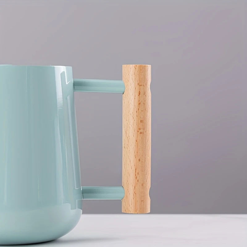 TIVVA BLUE – Gießkanne aus Edelstahl, 1 L, hellblau mit Holzgriff