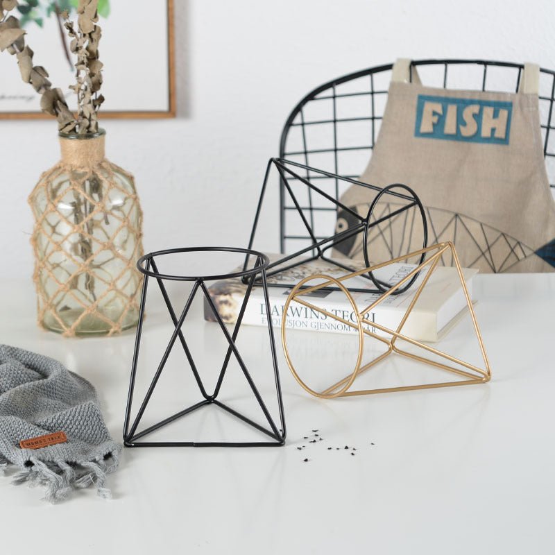 Bergen - Weißer Übertopf Ø ca 11cm mit schwarzem Ständer &quot;Hexagon&quot; -KAKTOS Pflanzgefäße &amp; Zubehör