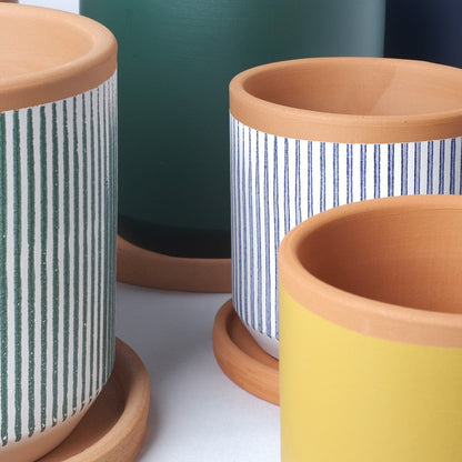 Casa Atlântica Roter Übertopf (Ø 13cm) mit Untersetzer, vertikal gestreift, handgefertigt -KAKTOS