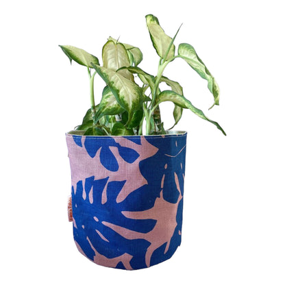 LORNA – Blumentopfhülle für Innenbereiche, Leinen &amp; Baumwolle, Lavendelblau mit Blattdruck, Ø 12,5 cm, handbedruckt in Großbritannien