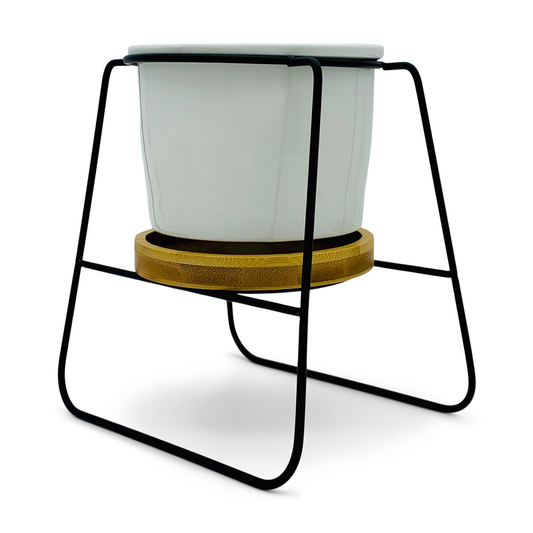 Oslo - Weißer Übertopf, Ø 11cm mit schwarzem Metallgestell und Bambusuntersetzer -KAKTOS Pflanzen &amp; Zubehör